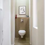 Contemporary 2-br Flats Near Old Town, Quiet & Serene 4* 布加勒斯特