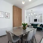 公寓 Contemporary 2-br Flats Near Old Town, Quiet & Serene 4*