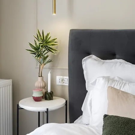 Contemporary 2-br Flats Near Old Town, Quiet & Serene Bucharest