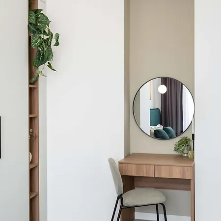 Διαμέρισμα Contemporary 2-br Flats Near Old Town, Quiet & Serene 4*