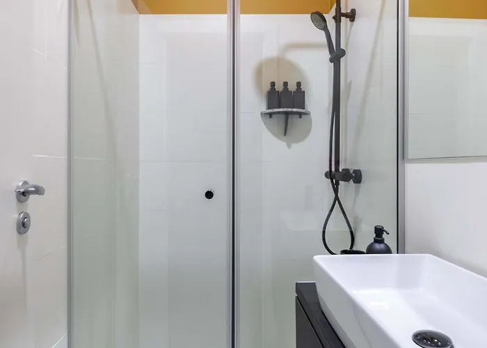 Apartman Contemporary 2-br Flats Near Old Town, Quiet & Serene