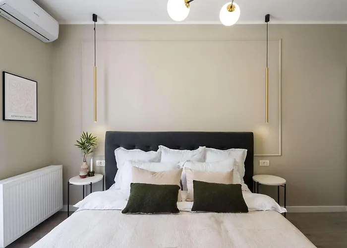 Contemporary 2-br Flats Near Old Town, Quiet & Serene Bukarest