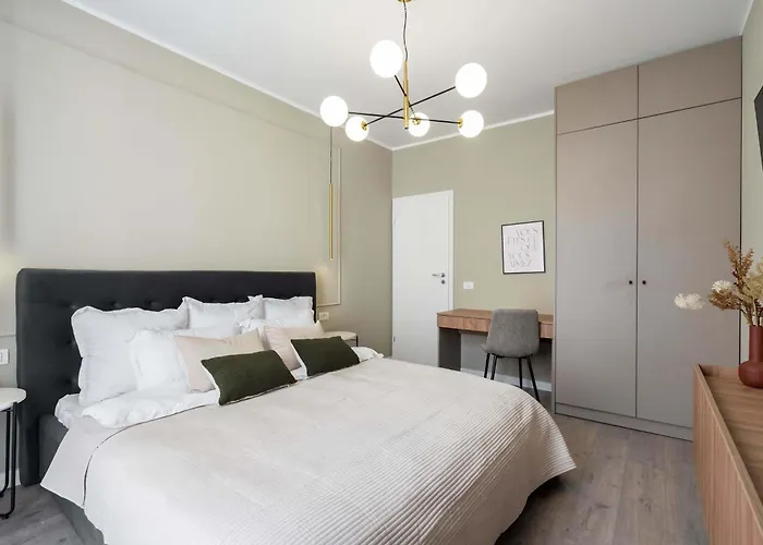 Apartman Contemporary 2-br Flats Near Old Town, Quiet & Serene